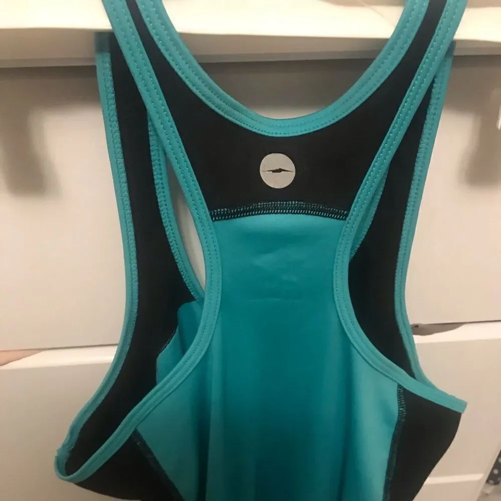 ✨ Avia Performance Racerback Tank ✨ - Picture 4 of 5